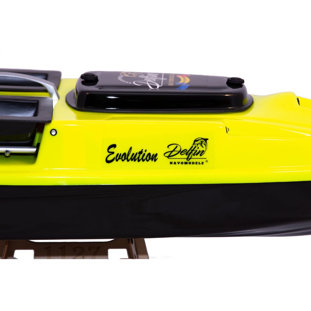 Navomodel Evolution Speed 2.4 GHz, Motor Brushless, Viteză Mare, Pescuit Rapid și Precizie Maximă